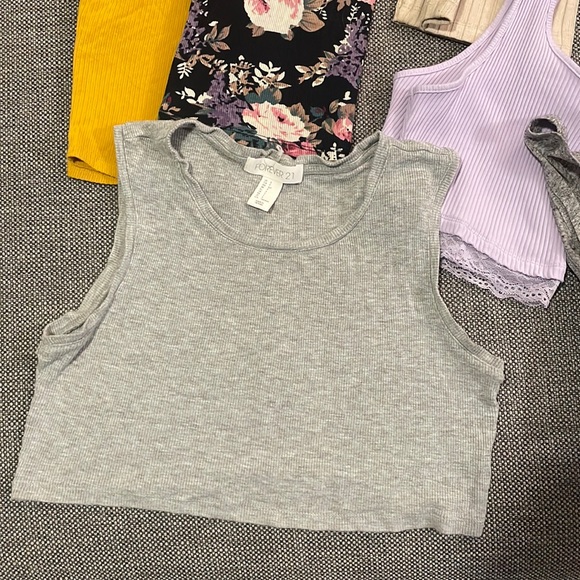 Bundle of 6 Crop Tops - Picture 11 of 16